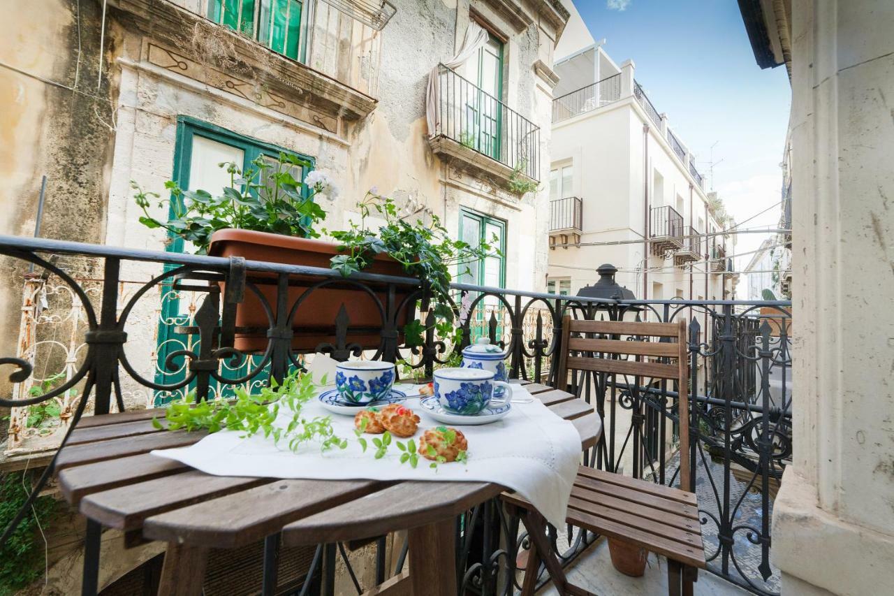 Ferienwohnung Lusso Al Duomo Di Ortigia Syrakus Exterior foto