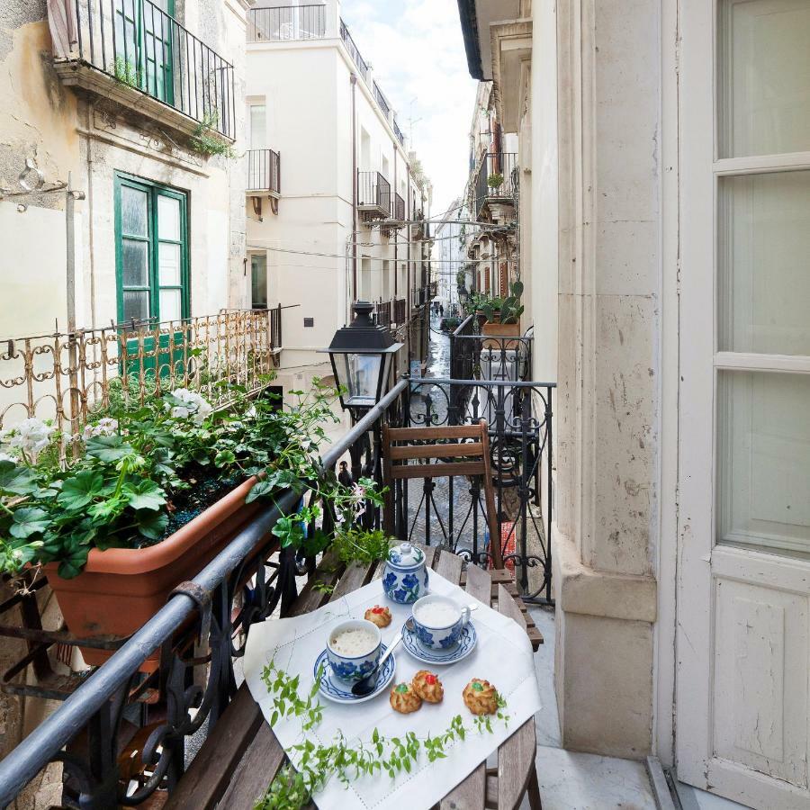 Ferienwohnung Lusso Al Duomo Di Ortigia Syrakus Exterior foto